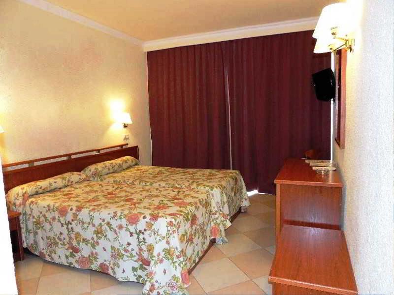 Ruleta Augustus Hotel Salou Exterior foto