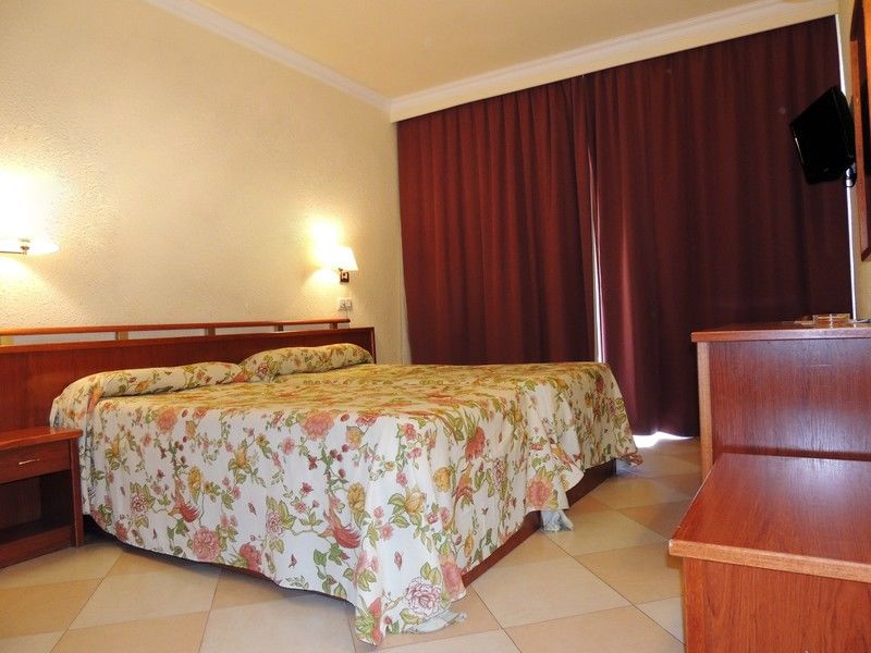 Ruleta Augustus Hotel Salou Exterior foto